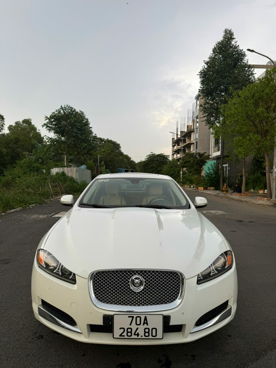 Jaguar XF 2.0 AT 2013 - Ảnh 12