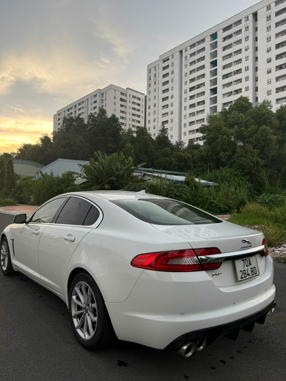 Jaguar XF 2.0 AT 2013 - Ảnh 7
