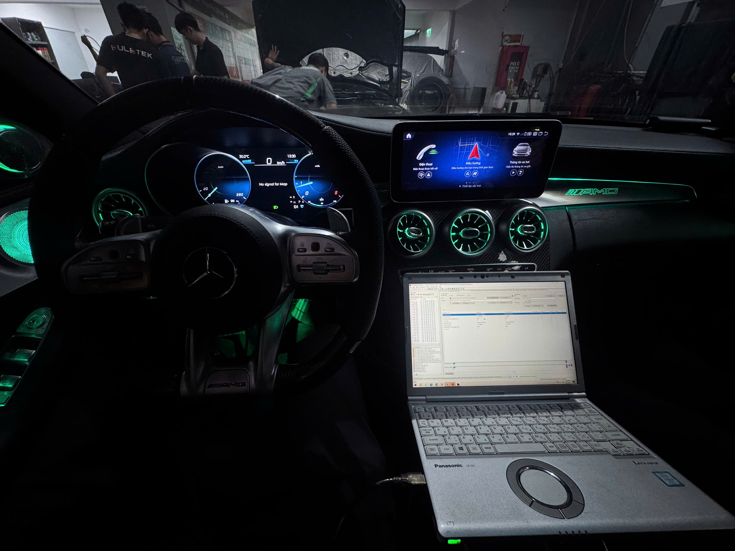 Retrofit, coding và mở khoá tính năng